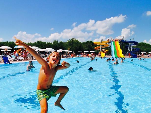 villaggioisamar en offer-summer-holidays-in-chioggia-at-5-star-village-with-water-park 016